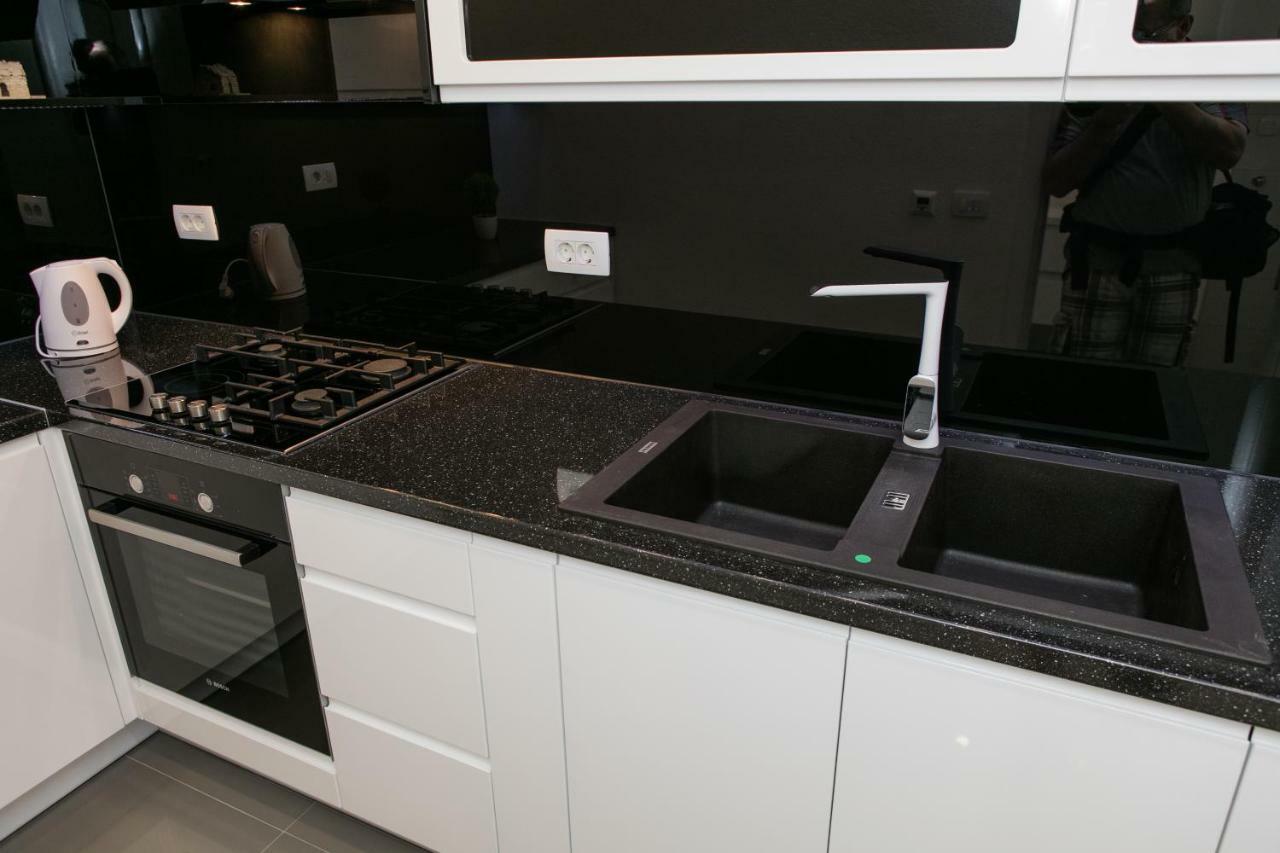 Deluxe Apartment F & M Tučepi Εξωτερικό φωτογραφία