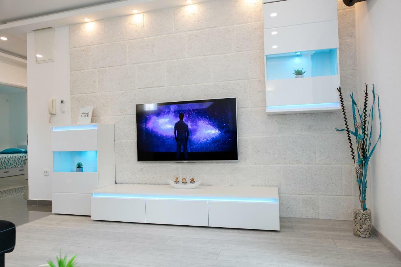 Deluxe Apartment F & M Tučepi Εξωτερικό φωτογραφία
